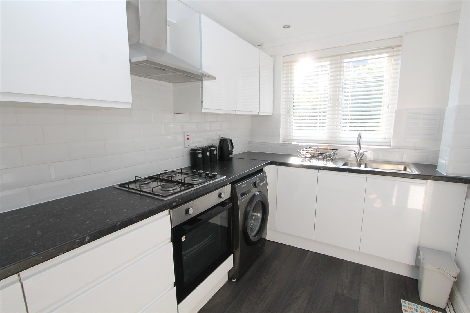 1 bed property in Defiant Way, Wallington